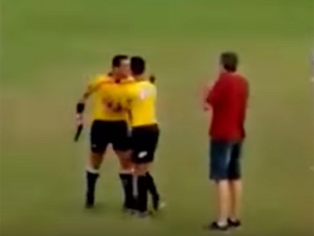 referee-gun.jpg