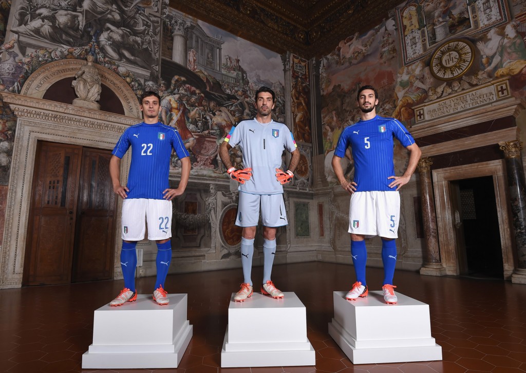Italy Unveils New Home Kit