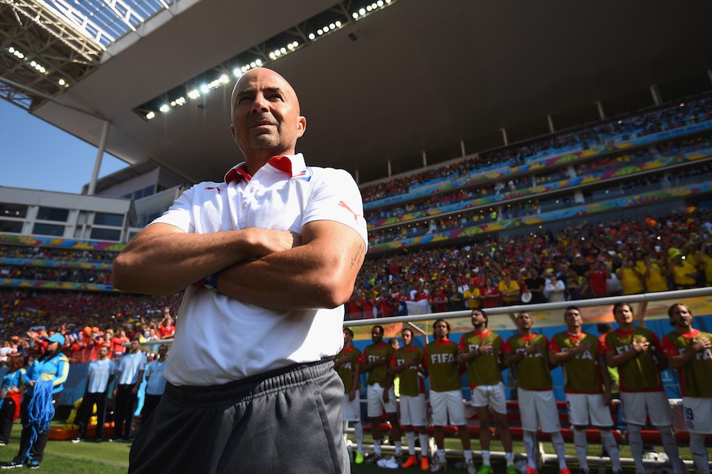Netherlands v Chile: Group B - 2014 FIFA World Cup Brazil