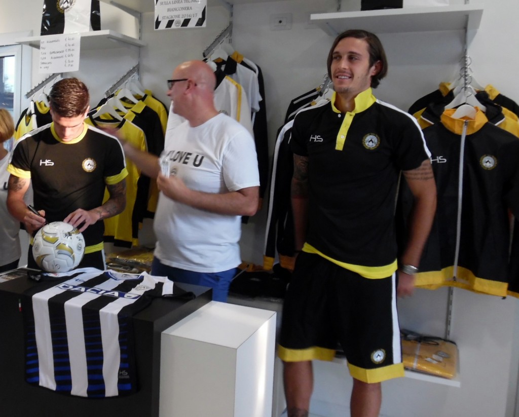 Udinese De Paul Angella store