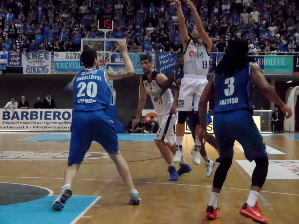 Gsa Udine Treviso Basket Pinton