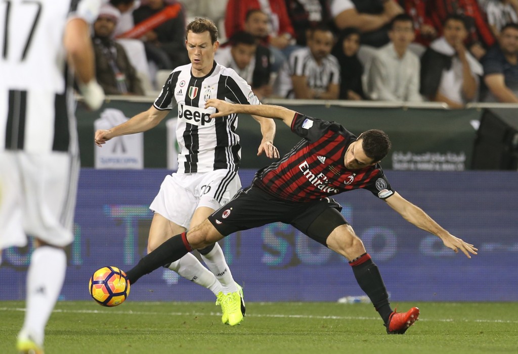 AC Milan v Juventus FC - 2016 Italian Super Cup