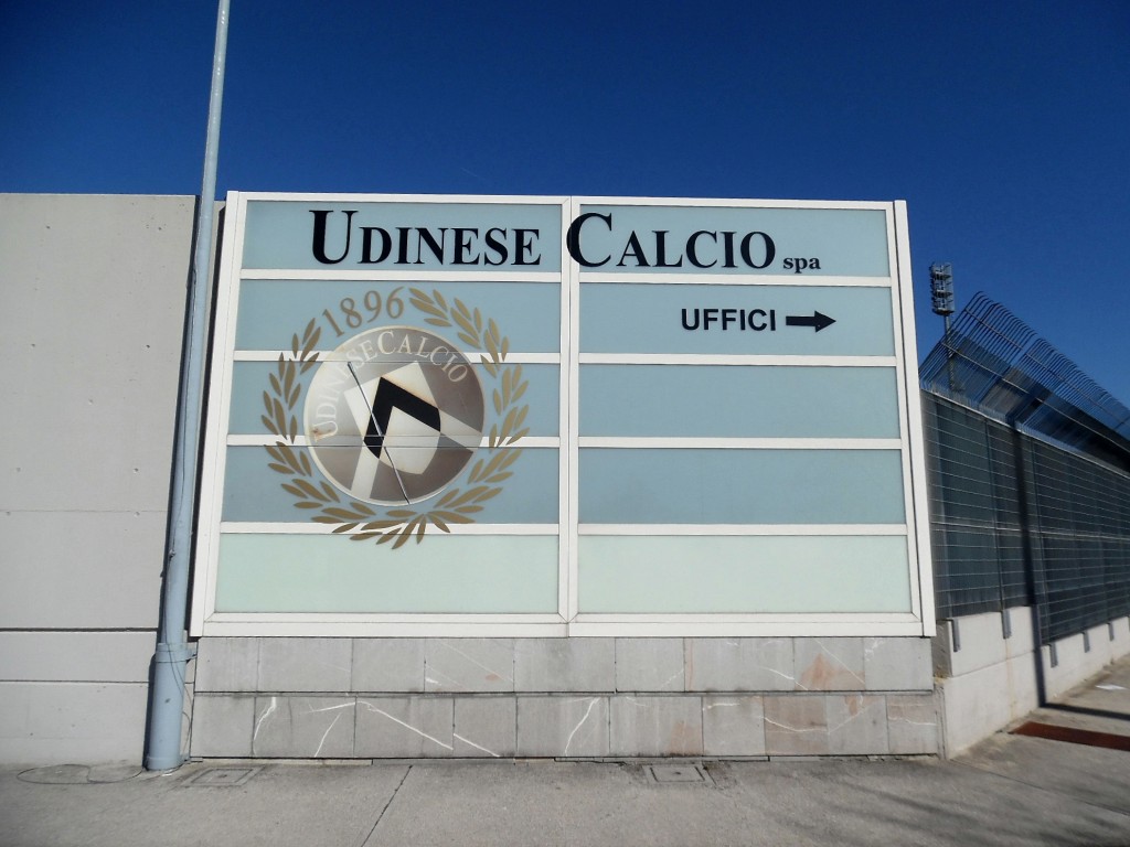 Stadio Friuli Dacia Arena ingresso uffici