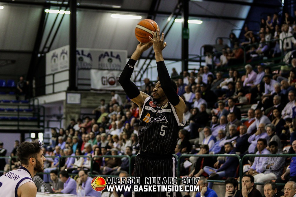 Bondi Ferrara Gsa Udine Okoye