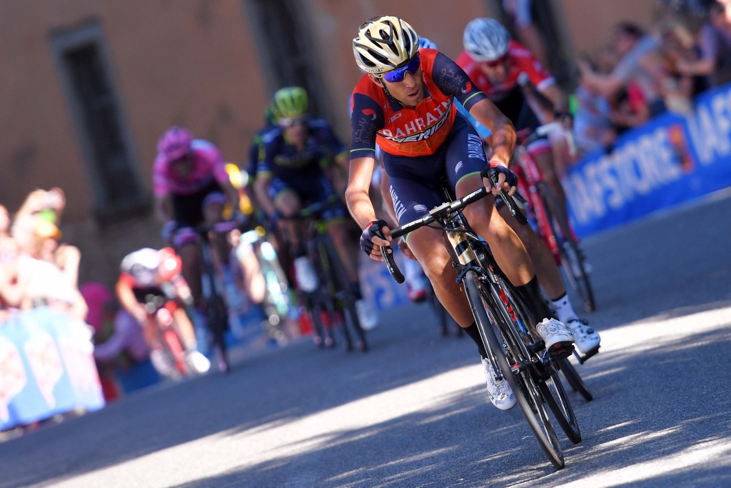 Giro d'Italia 2017 - 100a edizione -  Tappa 15 - da Valdengo a Bergamo -  199 km ( 123,6 miglia )