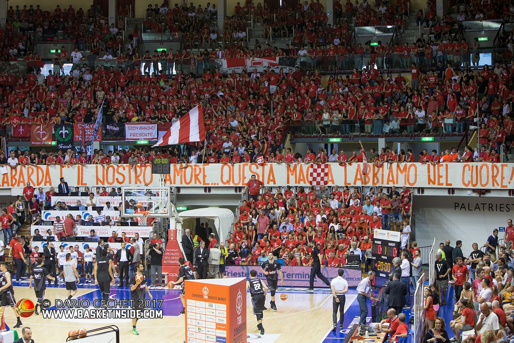 Alma Trieste Segafredo Bologna tifosi casa