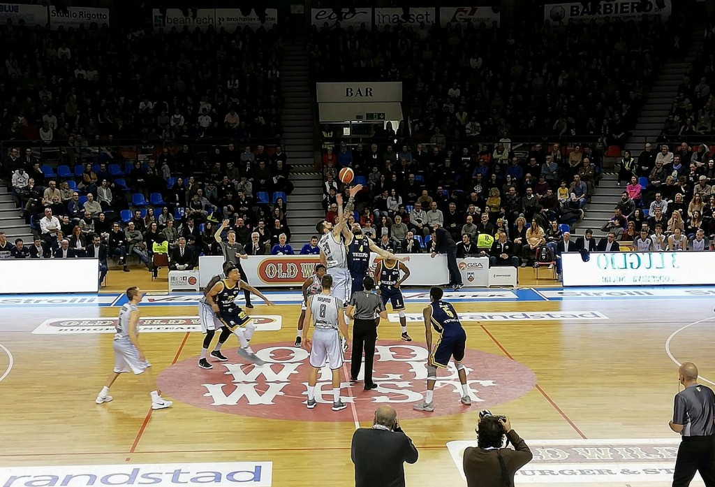 Gsa Udine Tezenis Verona palla a due