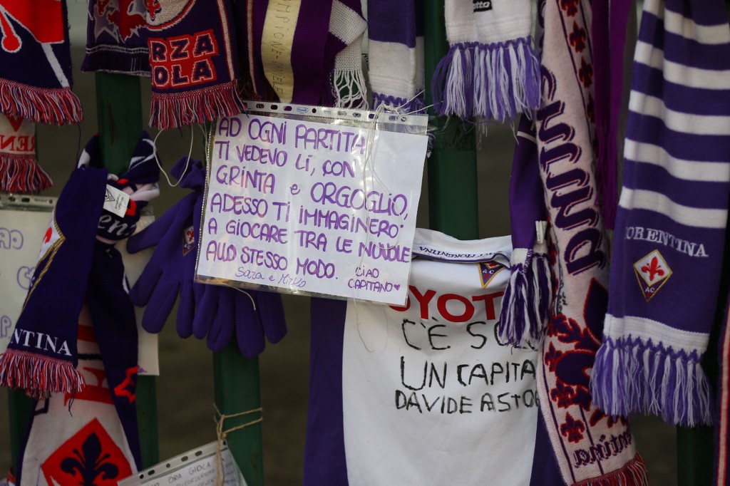 TIFOSI FIORENTINA STRISCIONI Davide Astori Funeral Service In Florence