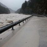 Maltempo: esonda torrente Cellina, strada interrotta in Fvg