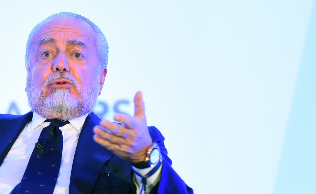 Napoli Calcio - Mercato, DeLa caccia via tutti