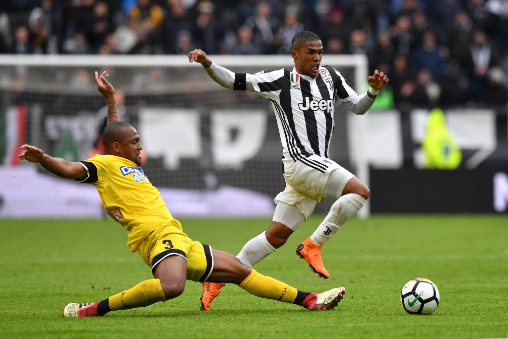 Douglas costa