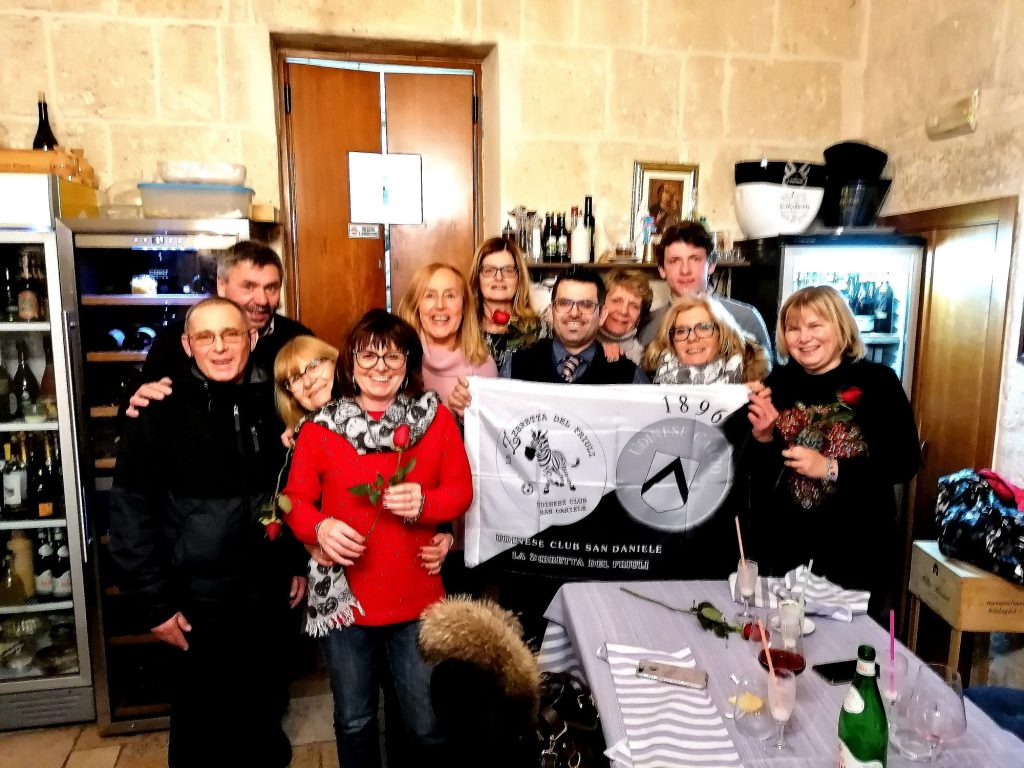 5cb75221-0ff5-414d-9bfa-affa0b6d324b