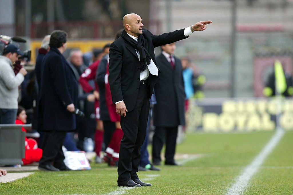 Luciano Spalletti, coach of Udinese instructs his players