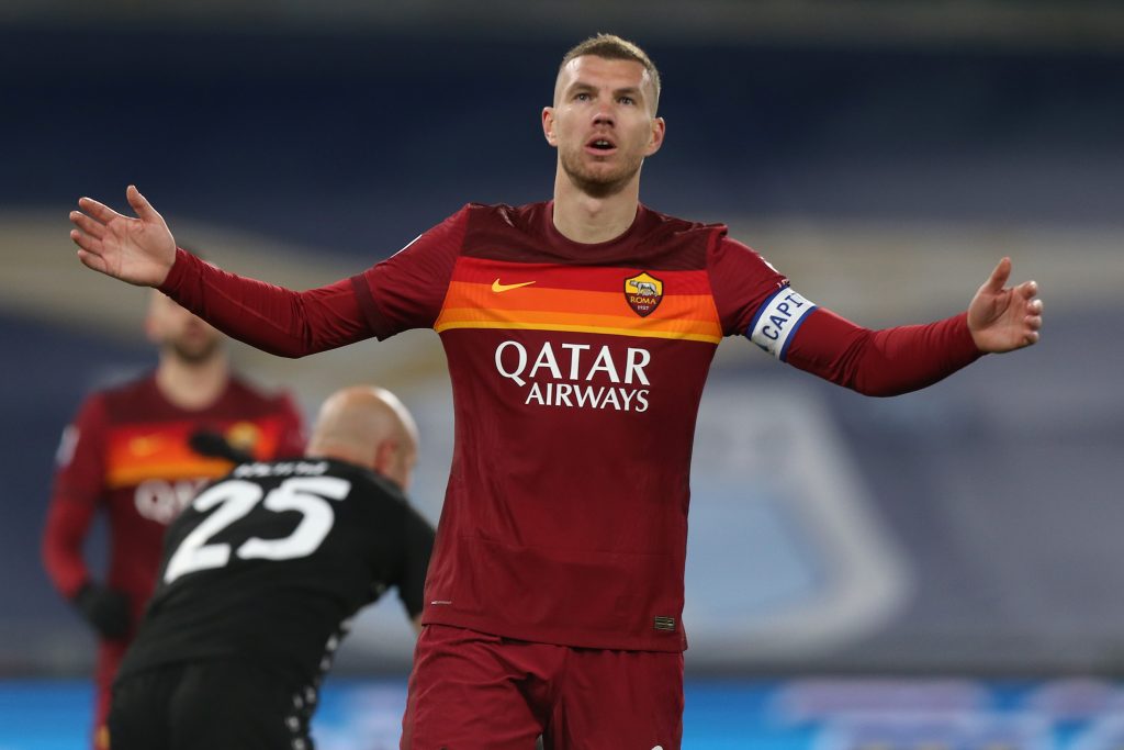 Dzeko quando era ancora capitano della Roma