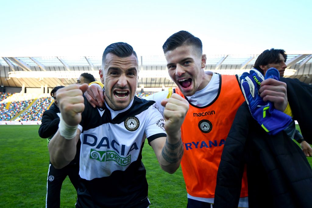 Nestorovski esulta e torna a casa
